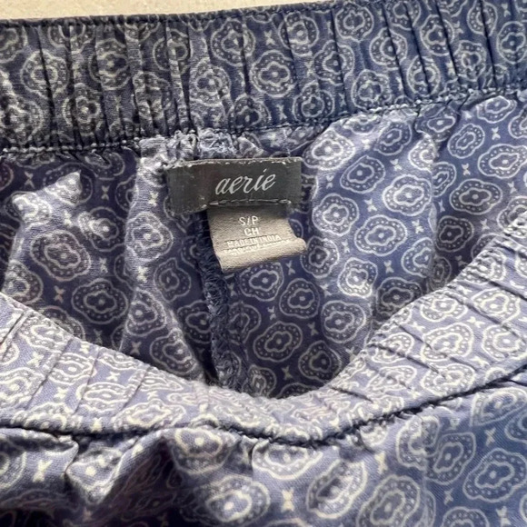 Aerie Shorts - Picture 2 of 3